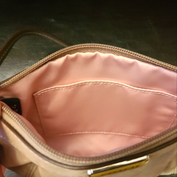 Coach wristlet - Picture 4 of 4